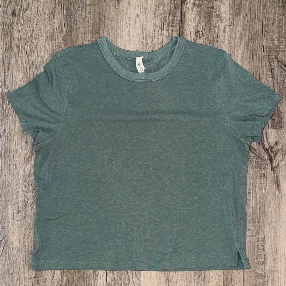 lululemon athletica Sea Green Short Sleeve Tee